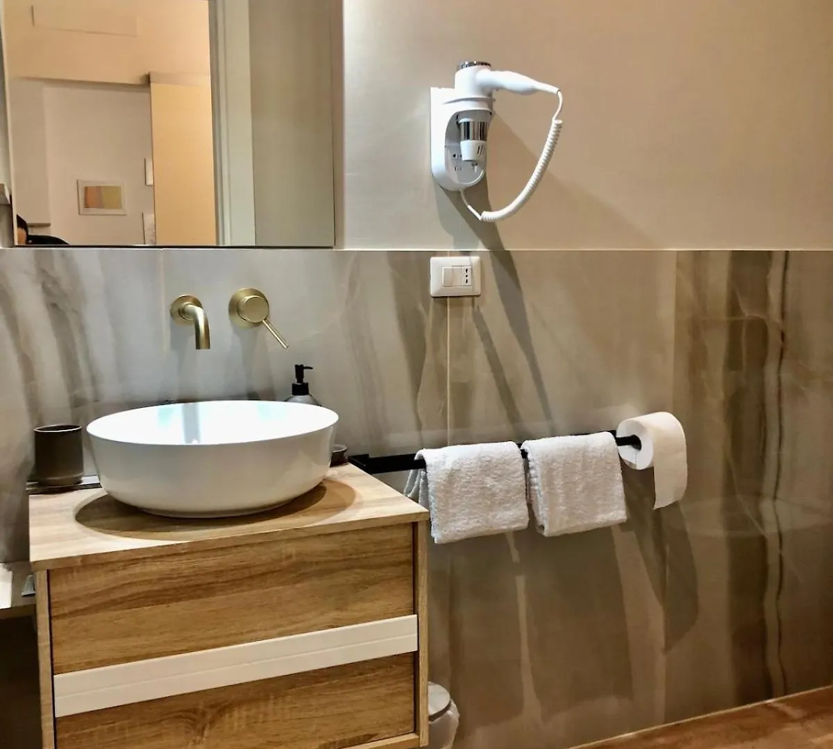 Design Apartment 7 Minuti Da Duomo Milan